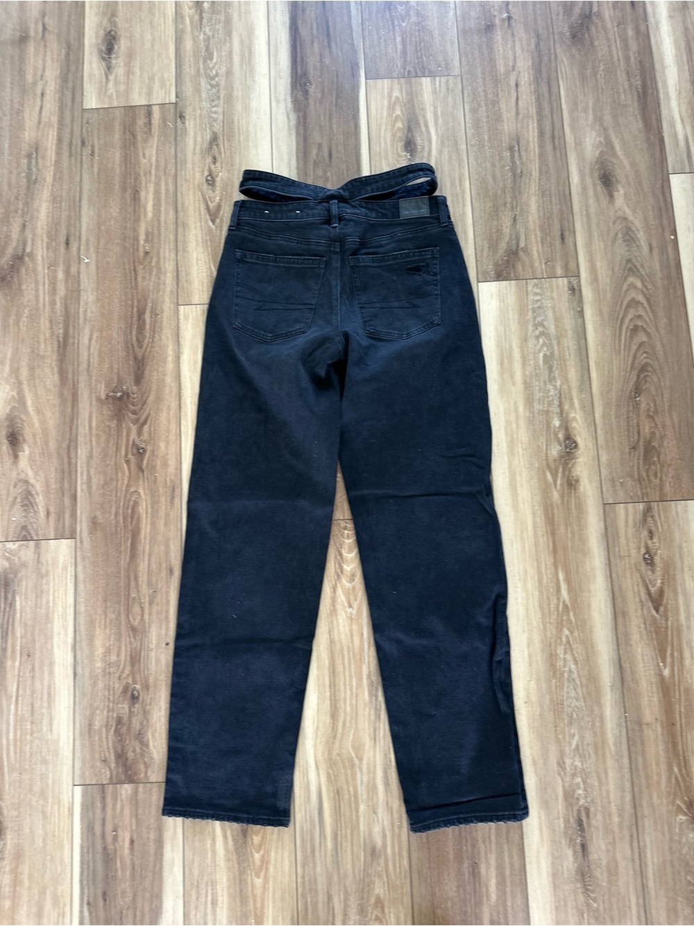 American Eagle women’s super high rise baggy straight jeans size 4 long - Picture 6 of 7